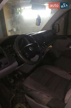 Минивэн Volkswagen Transporter 2009 в 