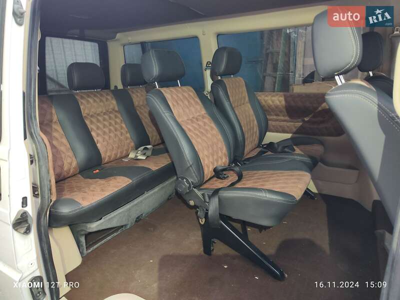 Минивэн Volkswagen Transporter 2001 в Киеве