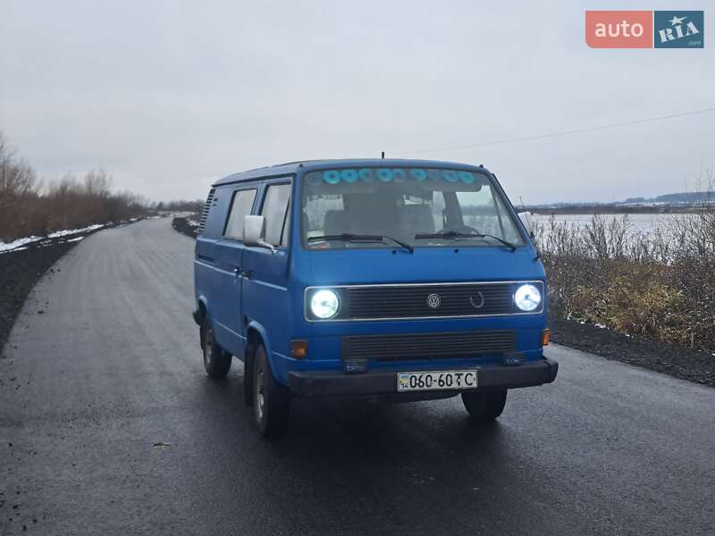 Грузовой фургон Volkswagen Transporter 1989 в Самборе