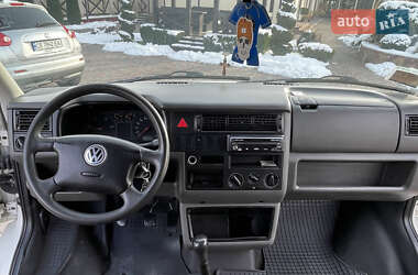 Мінівен Volkswagen Transporter 2002 в Чернівцях