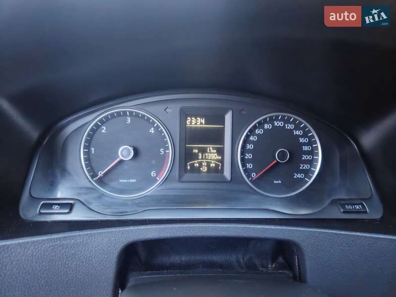 Минивэн Volkswagen Transporter 2010 в Славском