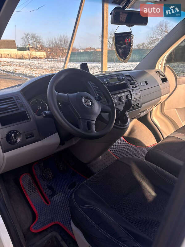 Вантажний фургон Volkswagen Transporter 2010 в Білій Церкві