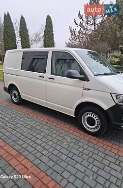 Вантажний фургон Volkswagen Transporter 2018 в Луцьку