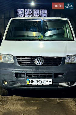 Вантажний фургон Volkswagen Transporter 2008 в Умані