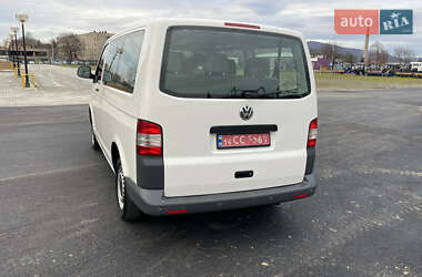 Минивэн Volkswagen Transporter 2011 в 