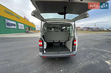 Минивэн Volkswagen Transporter 2011 в 