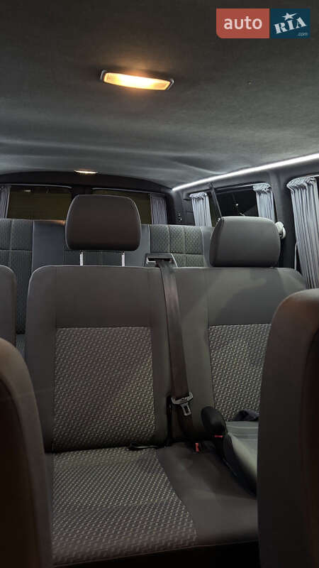 Минивэн Volkswagen Transporter 2014 в Хмельницком