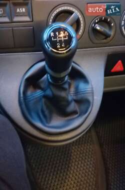 Минивэн Volkswagen Transporter 2006 в Львове