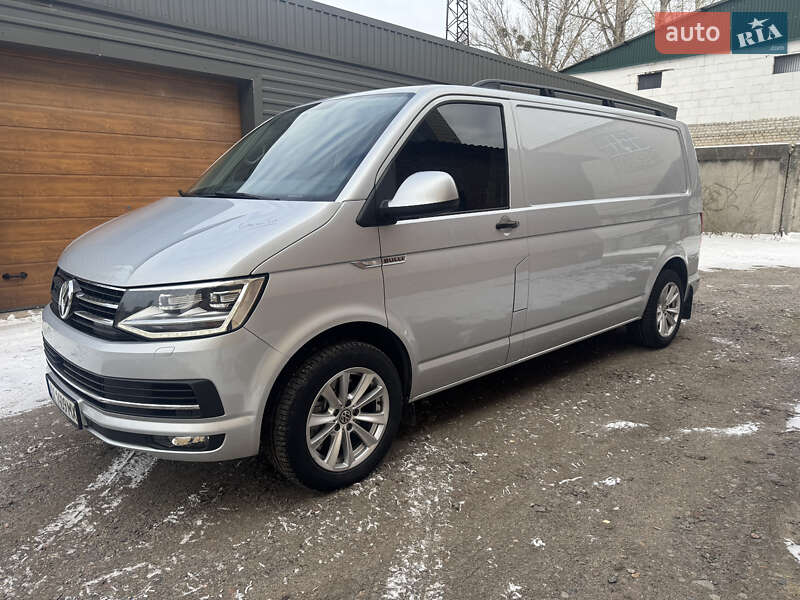 Вантажний фургон Volkswagen Transporter 2018 в Новій Водолагі