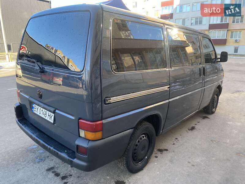 Мінівен Volkswagen Transporter 2003 в Кам'янець-Подільському
