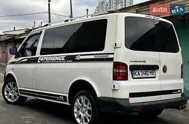 Мінівен Volkswagen Transporter 2006 в Києві