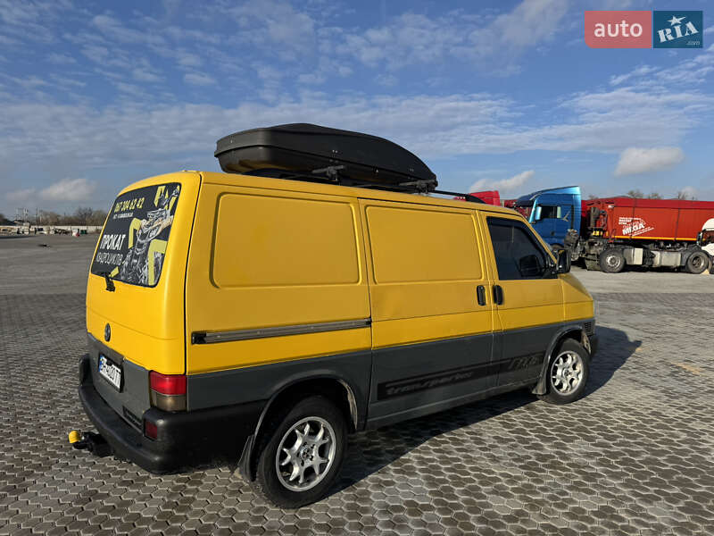 Грузовой фургон Volkswagen Transporter 1999 в Одессе