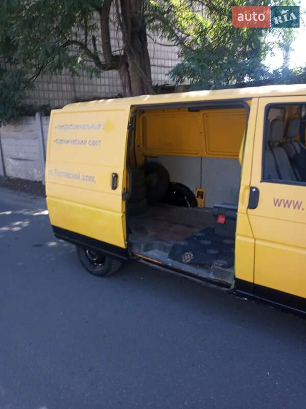 Вантажний фургон Volkswagen Transporter 2000 в Києві фото 6 Вантажний фургон Volkswagen Transporter 2000 в Києві