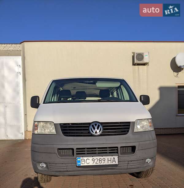 Минивэн Volkswagen Transporter 2008 в Жовкве