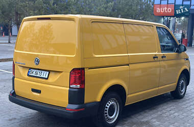 Грузовой фургон Volkswagen Transporter 2020 в 