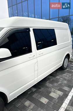 Вантажний фургон Volkswagen Transporter 2013 в Вінниці