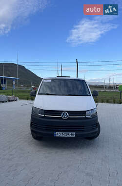 Минивэн Volkswagen Transporter 2016 в Хусте