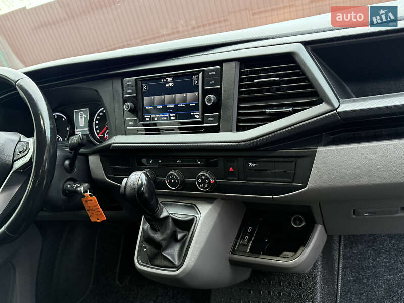 Минивэн Volkswagen Transporter 2020 в Киеве