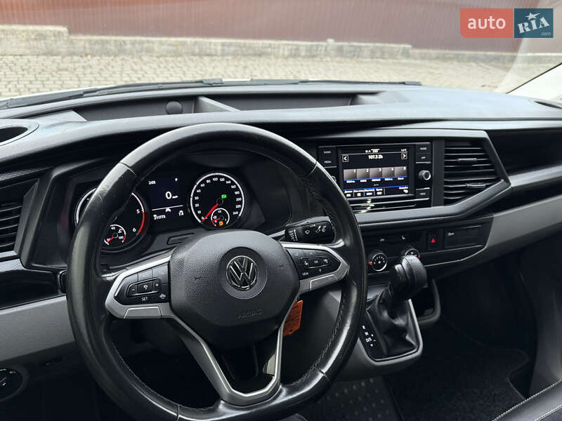 Минивэн Volkswagen Transporter 2020 в Киеве