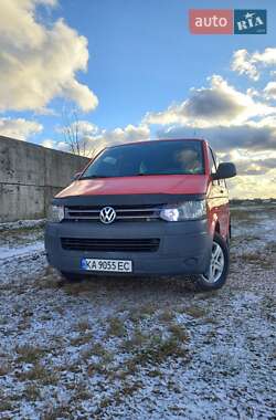 Грузопассажирский фургон Volkswagen Transporter 2010 в Сарнах