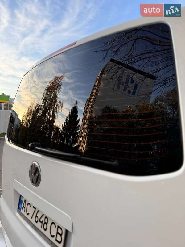 Минивэн Volkswagen Transporter 2011 в Луцке