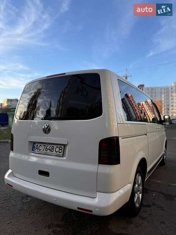 Минивэн Volkswagen Transporter 2011 в Луцке