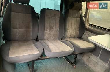 Минивэн Volkswagen Transporter 2004 в 