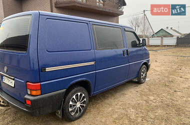 Мінівен Volkswagen Transporter 2000 в Сарнах