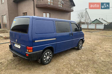 Мінівен Volkswagen Transporter 2000 в Сарнах