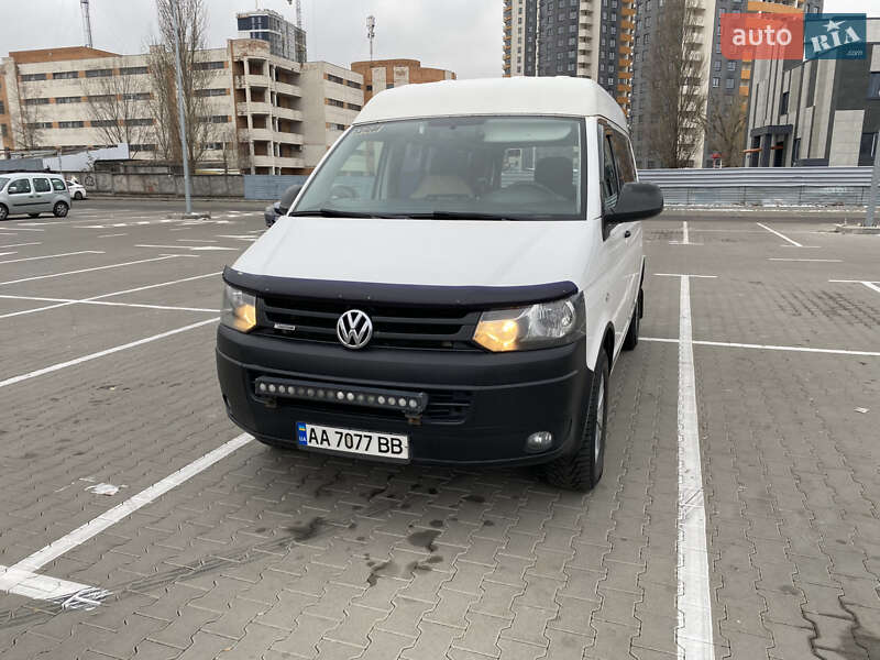 Минивэн Volkswagen Transporter 2014 в Киеве