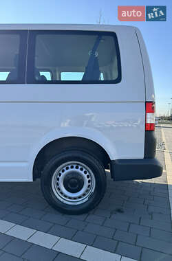 Мінівен Volkswagen Transporter 2013 в Мукачевому