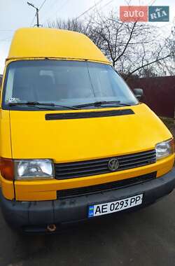 Грузовой фургон Volkswagen Transporter 2000 в Днепре