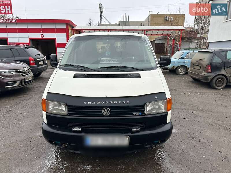 Вантажопасажирський фургон Volkswagen Transporter 1999 в Харкові