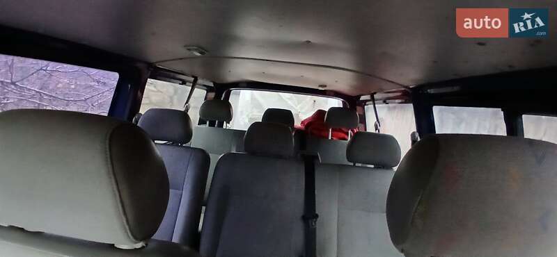 Минивэн Volkswagen Transporter 2007 в Градижске