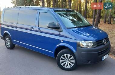 Минивэн Volkswagen Transporter 2011 в Буче