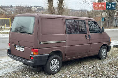 Вантажний фургон Volkswagen Transporter 2002 в Валках