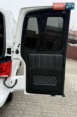Мінівен Volkswagen Transporter 2020 в 