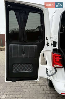 Мінівен Volkswagen Transporter 2020 в 