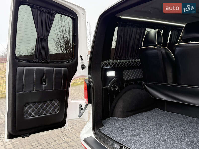 Минивэн Volkswagen Transporter 2020 в Киеве