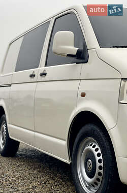 Мінівен Volkswagen Transporter 2004 в Коломиї