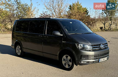 Мінівен Volkswagen Transporter 2016 в Рівному