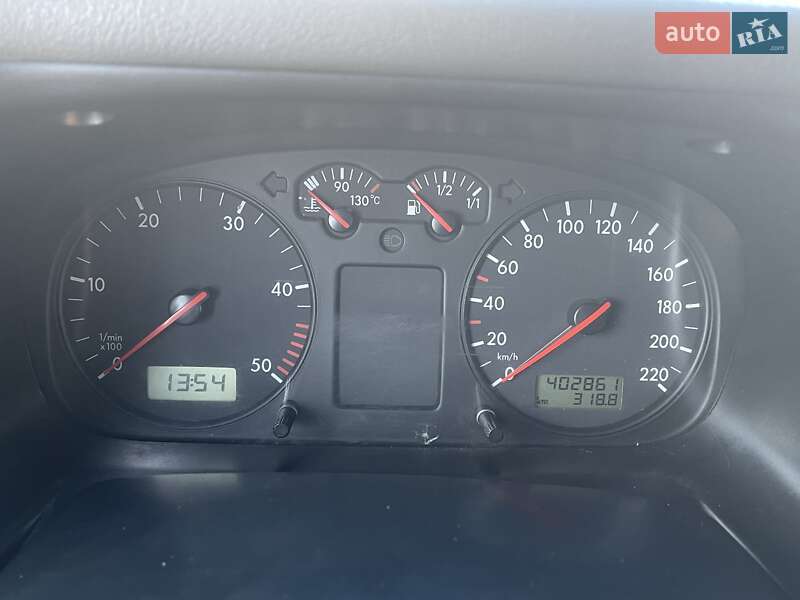 Минивэн Volkswagen Transporter 2000 в Буске
