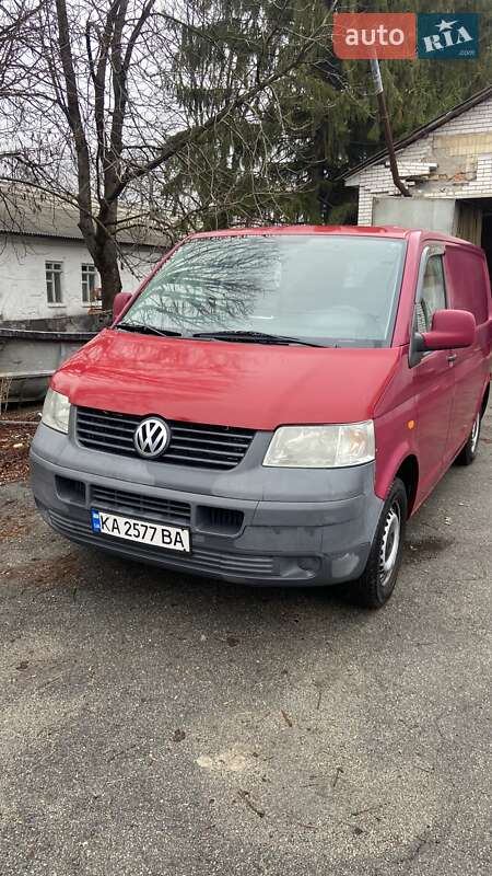 Вантажний фургон Volkswagen Transporter 2007 в Василькові