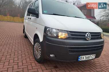 Вантажопасажирський фургон Volkswagen Transporter 2015 в Хмельницькому