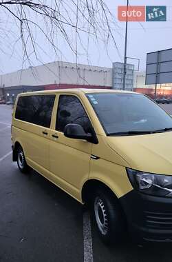 Мінівен Volkswagen Transporter 2016 в Києві