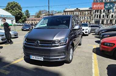 Грузовой фургон Volkswagen Transporter 2017 в 