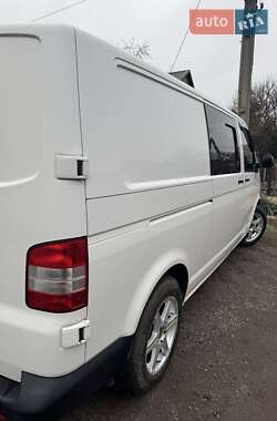Грузовой фургон Volkswagen Transporter 2012 в 