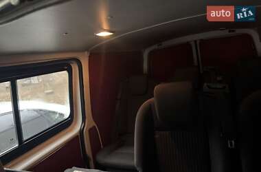 Грузовой фургон Volkswagen Transporter 2012 в 