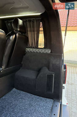 Минивэн Volkswagen Transporter 2018 в 
