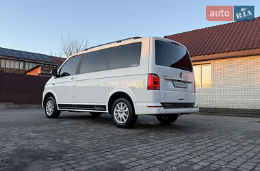 Минивэн Volkswagen Transporter 2018 в 